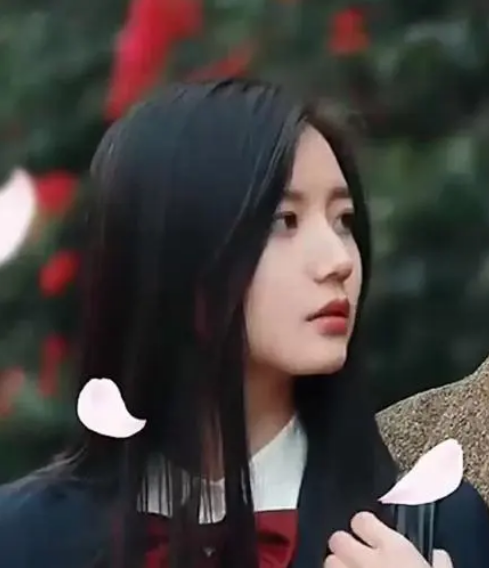 离婚后在前夫的怀里撒个娇 第11集