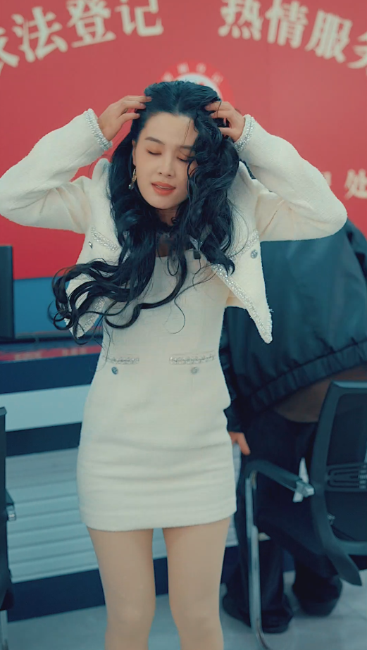 甜蜜攻略：陆总前妻太傲娇 第34集